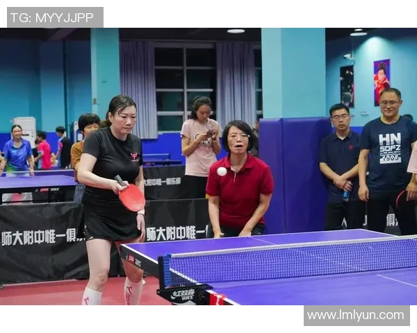 成都乒乓球队团队协作能力显著提升创新高排名引发广泛关注