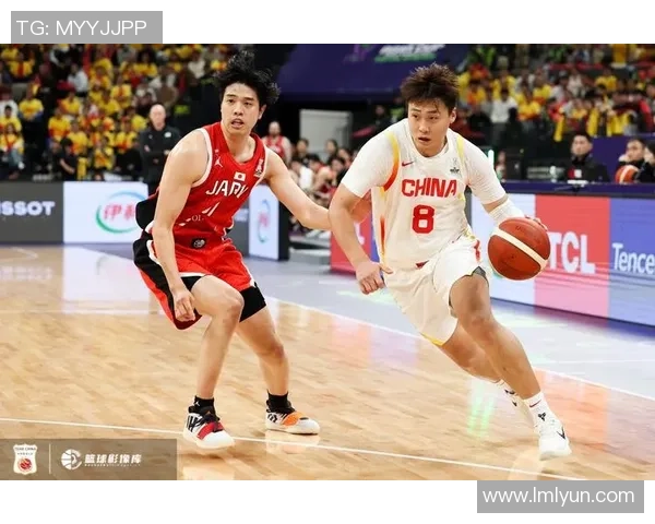 中国篮球与日本篮球精彩对决视频回顾分析及赛场亮点总结 中国篮球与日本篮球精彩对决视频回顾分析及赛场亮点总结